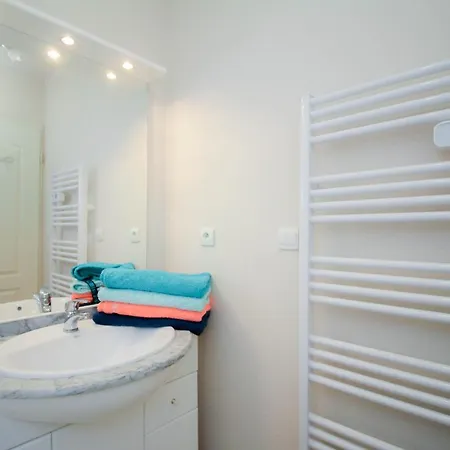 Centre Carcassonne,sans Vis A Vis,terrasse,piscine Apartment *